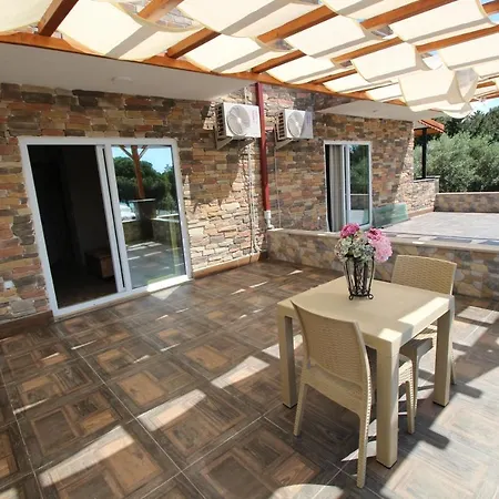 Mavi Koy Beach Resort 4*