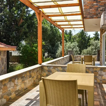 Mavi Koy Beach Resort Hotel Marmara Adasi