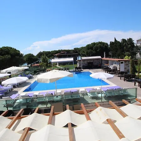 Mavi Koy Beach Resort Hotel Marmara Adasi