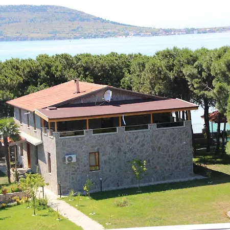 Mavi Koy Beach Resort 4* Marmara Adasi