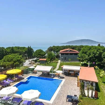 Mavi Koy Beach Resort Szálloda Marmara Adasi