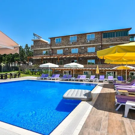 Mavi Koy Beach Resort Hotel 4*