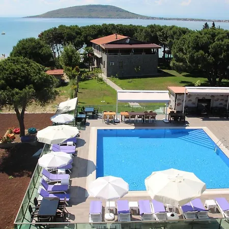 Mavi Koy Beach Resort Szálloda