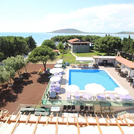 Mavi Koy Beach Resort Marmara Adasi