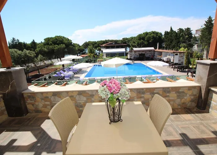 Mavi Koy Beach Resort 호텔