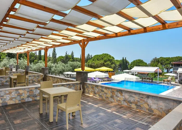 호텔 Mavi Koy Beach Resort 마르마라섬