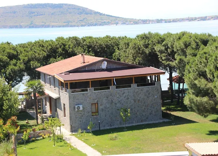 Mavi Koy Beach Resort 4* 마르마라섬