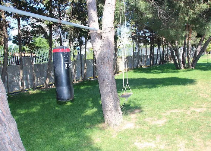 Mavi Koy Beach Resort 호텔 마르마라섬